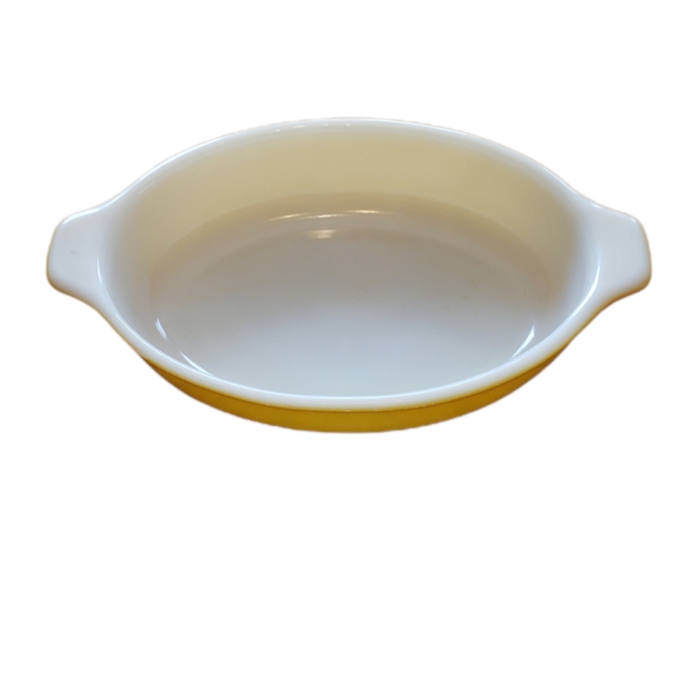 Vintage Pyrex Mini Casserole Dish - yellow and white